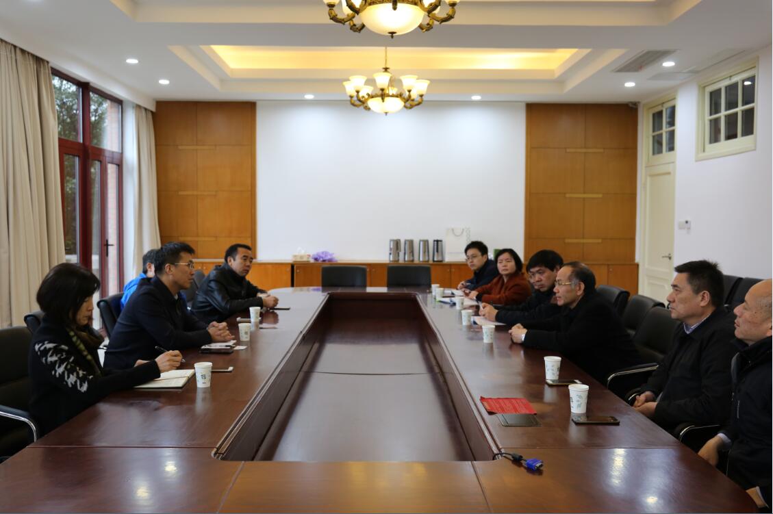 国家林业局科技司司长郝育军一行到永盈彩票调研考察