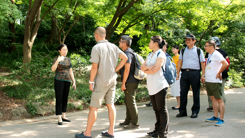 参观考察_副本.jpg 参观考察_副本.jpg