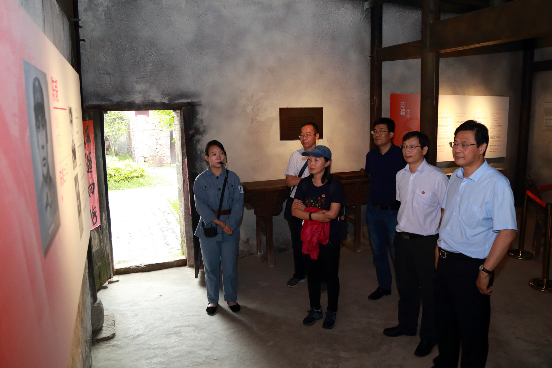 红色李巷革命传统教育_副本.jpg 红色李巷革命传统教育_副本.jpg