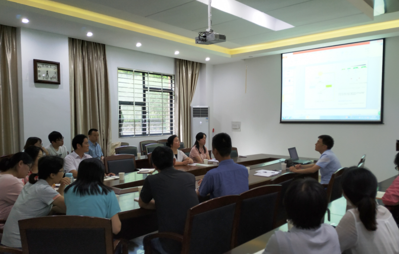 草业研究中心成功举办学术报告活动