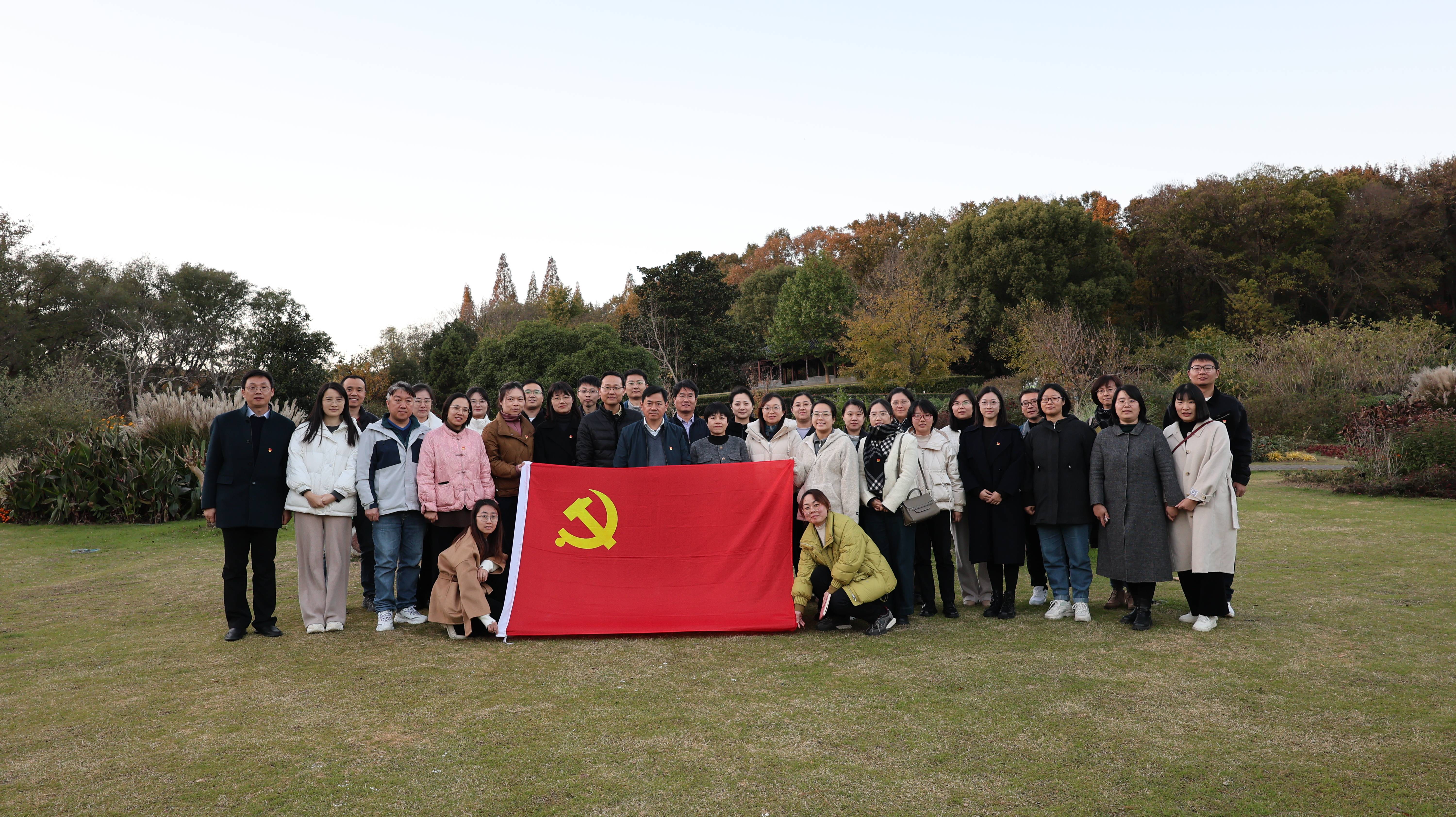 合影留念.jpg 合影留念.jpg