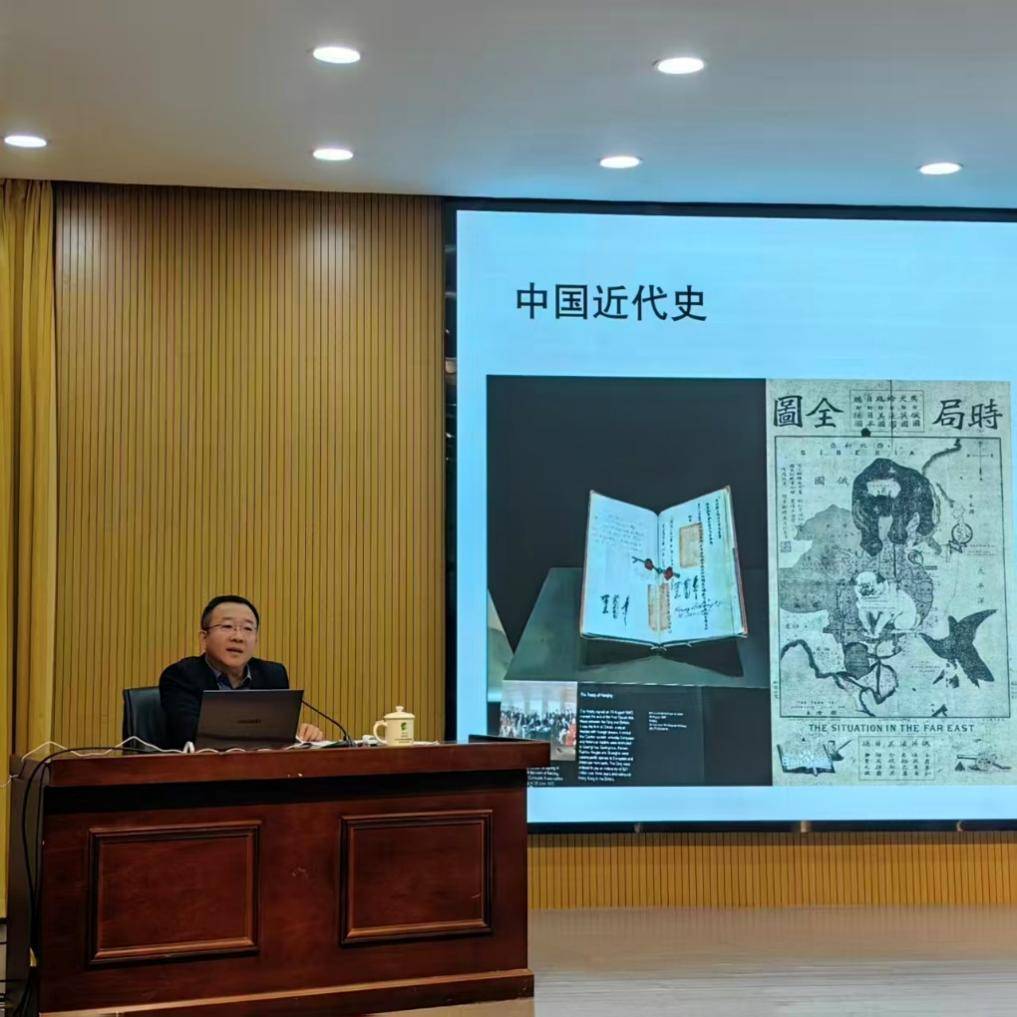 汲取百年党史智慧 铸魂育人启新程&mdash;杨天水书记为研究生讲授专题思政课